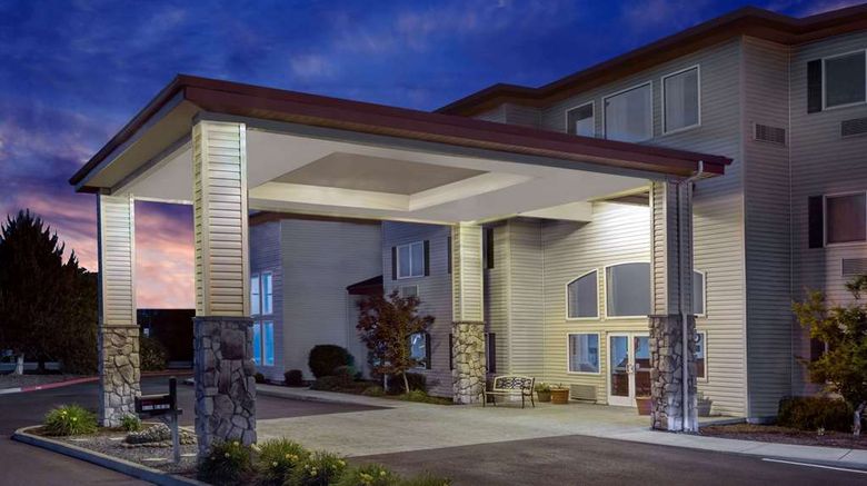 <b>Super 8 Central Pt Medford Exterior</b>. Images powered by <a href="https://iceportal.shijigroup.com/" title="IcePortal" target="_blank">IcePortal</a>.