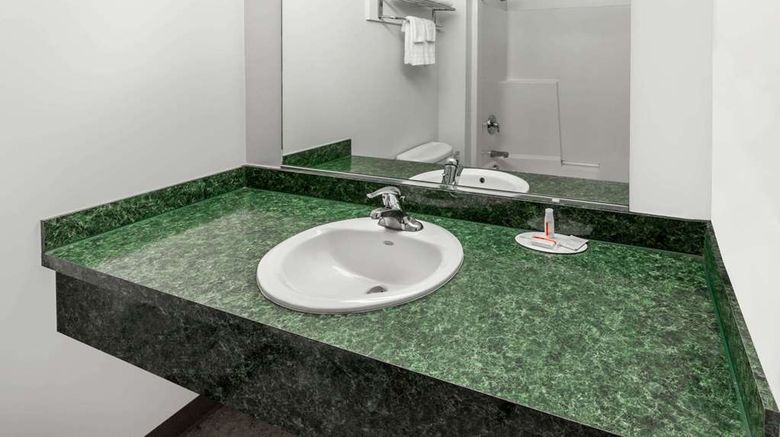<b>Super 8 Central Pt Medford Room</b>. Images powered by <a href="https://iceportal.shijigroup.com/" title="IcePortal" target="_blank">IcePortal</a>.