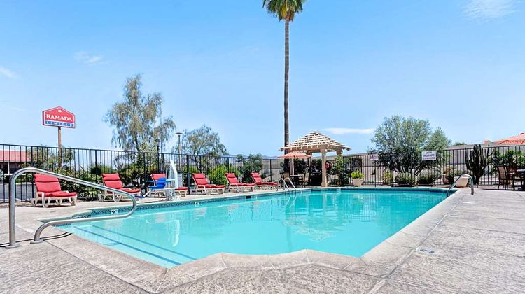 Days Inn Tucson City Center Pool