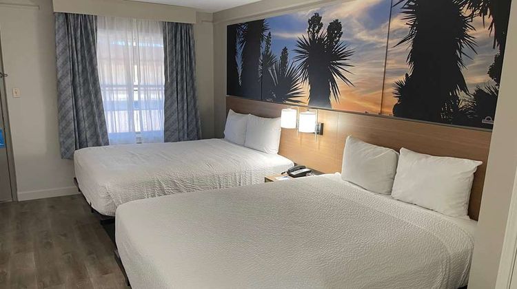 Days Inn Tucson City Center Room