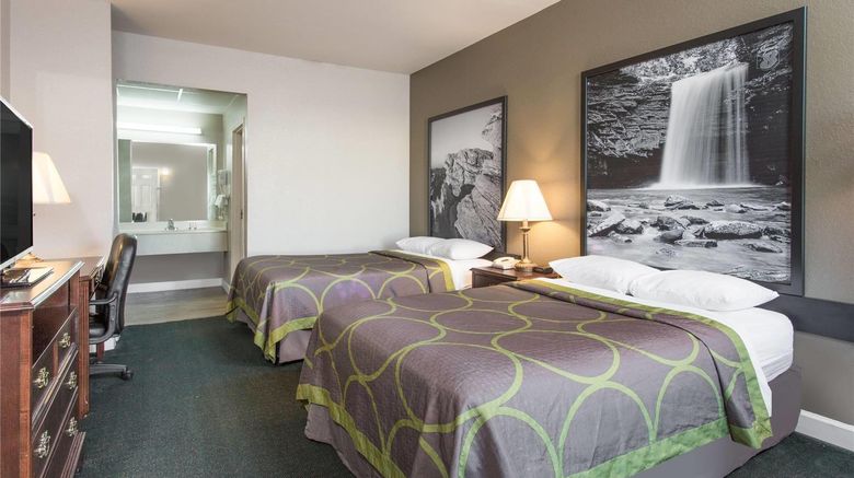 <b>Super 8 Petersburg Room</b>. Images powered by <a href="https://iceportal.shijigroup.com/" title="IcePortal" target="_blank">IcePortal</a>.
