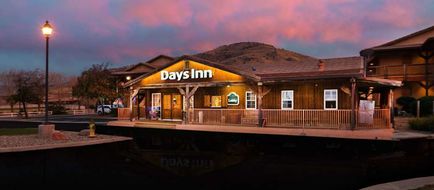 Days Inn by Wyndham Lebec Exterior