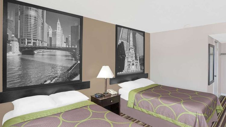 Super 8 Morton Grove/Chicago Room
