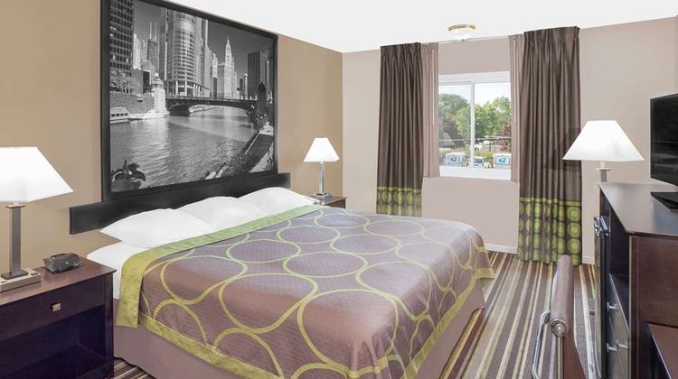 Super 8 Morton Grove/Chicago Room
