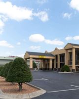 Super 8 Clarksville Northeast