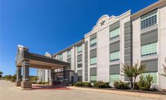 Super 8 San Antonio/Alamodome Area