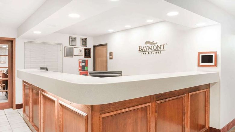 <b>Baymont Inn & Suites Rolla Lobby</b>. Images powered by <a href="https://iceportal.shijigroup.com/" title="IcePortal" target="_blank">IcePortal</a>.