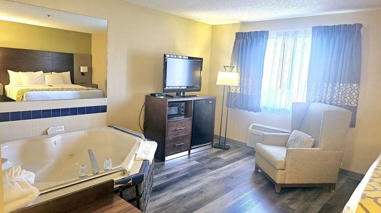 Baymont Inn & Suites Rolla Room