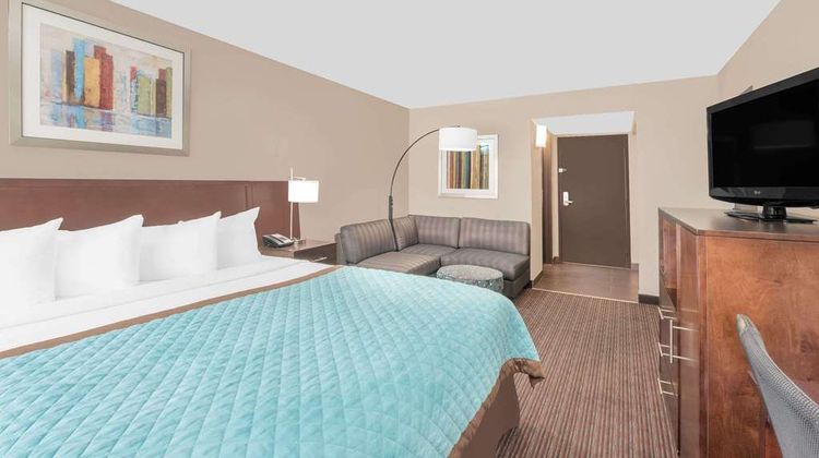 Wyndham Garden Midland Suite