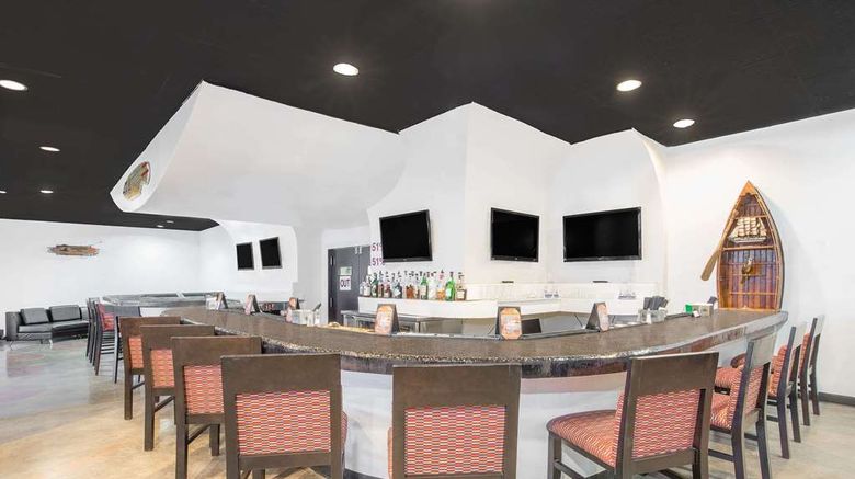 <b>Wyndham Garden Midland Restaurant</b>. Images powered by <a href="https://iceportal.shijigroup.com/" title="IcePortal" target="_blank">IcePortal</a>.