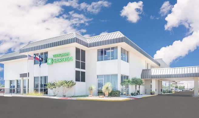 Wyndham Garden Midland Exterior