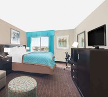 Wyndham Garden Midland Room