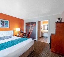 Howard Johnson Inn & Suites Saint George Room