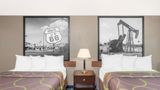 Super 8 Oklahoma City Room