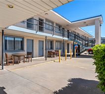 Travelodge Page Exterior
