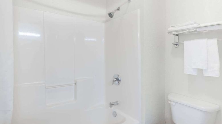 <b>Super 8 Abilene South Room</b>. Images powered by <a href="https://iceportal.shijigroup.com/" title="IcePortal" target="_blank">IcePortal</a>.