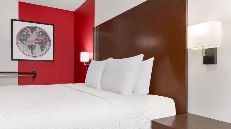 <b>Ramada San Antonio/Near SeaWorld Room</b>. Images powered by <a href="https://iceportal.shijigroup.com/" title="IcePortal" target="_blank">IcePortal</a>.