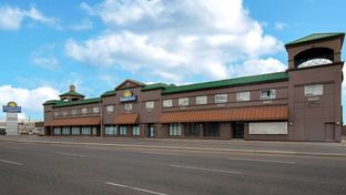 Days Inn  Calgary South