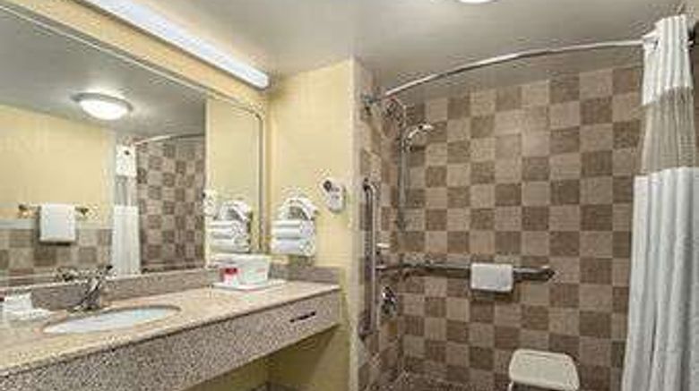 <b>Ramada Temple Terrace/Tampa North Room</b>. Images powered by <a href="https://iceportal.shijigroup.com/" title="IcePortal" target="_blank">IcePortal</a>.