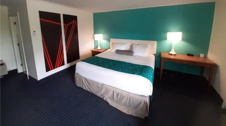 <b>Howard Johnson Inn Woodstock Room</b>. Images powered by <a href="https://iceportal.shijigroup.com/" title="IcePortal" target="_blank">IcePortal</a>.