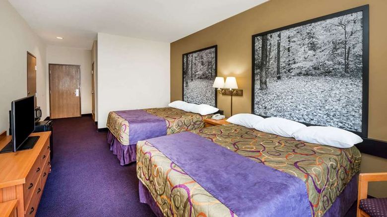 <b>Super 8 Columbia East Room</b>. Images powered by <a href="https://iceportal.shijigroup.com/" title="IcePortal" target="_blank">IcePortal</a>.