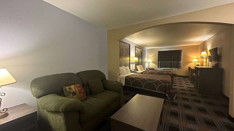 Super 8 Columbia East Room