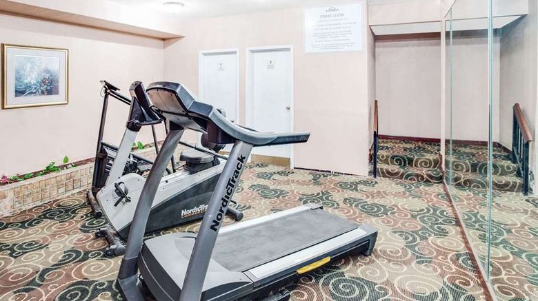 <b>Days Inn Greenville MS Health</b>. Images powered by <a href="https://iceportal.shijigroup.com/" title="IcePortal" target="_blank">IcePortal</a>.