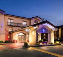 Days Inn by Wyndham Birmingham/West Exterior