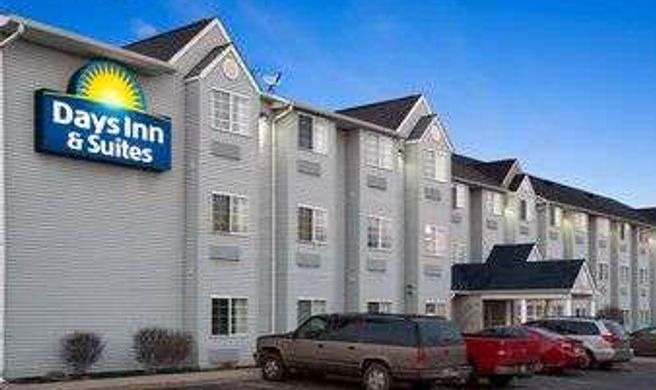 Days Inn & Suites Lafayette IN Exterior