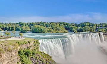 Days Inn & Suites Niagara Falls/Buffalo