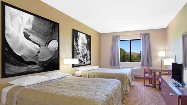 Super 8 Page/Lake Powell Room