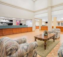 Super 8 Page/Lake Powell Lobby