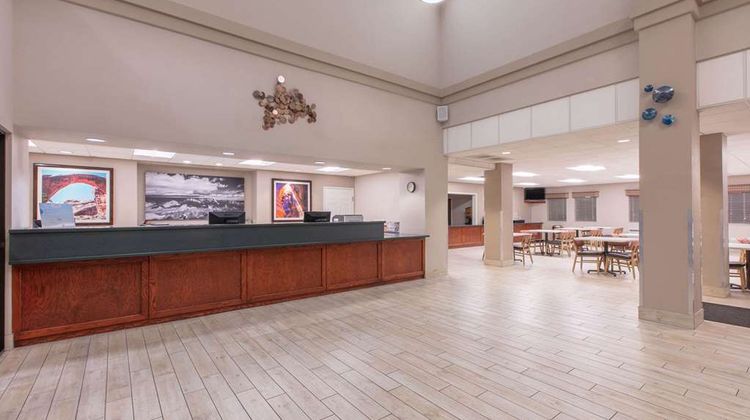 Super 8 Page/Lake Powell Lobby