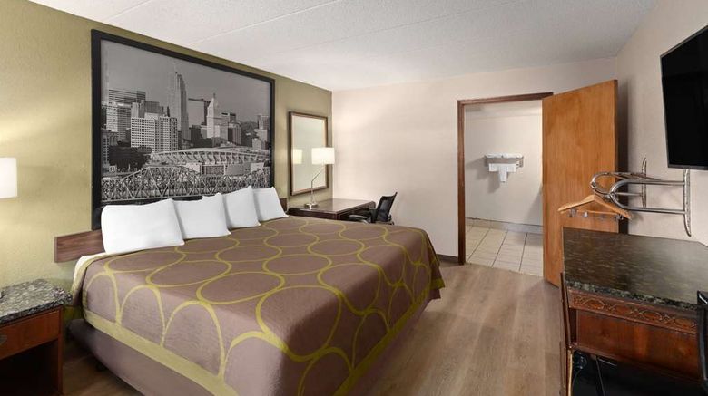 <b>Super 8 Fort Mitchell/Cinci OH Downtown Room</b>. Images powered by <a href="https://iceportal.shijigroup.com/" title="IcePortal" target="_blank">IcePortal</a>.