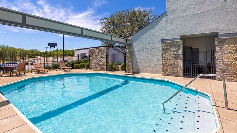 <b>Super 8 Fort Mitchell/Cinci OH Downtown Pool</b>. Images powered by <a href="https://iceportal.shijigroup.com/" title="IcePortal" target="_blank">IcePortal</a>.