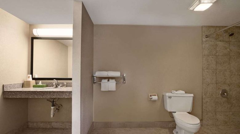 <b>Super 8 Chattanooga/East Ridge Room</b>. Images powered by <a href="https://iceportal.shijigroup.com/" title="IcePortal" target="_blank">IcePortal</a>.