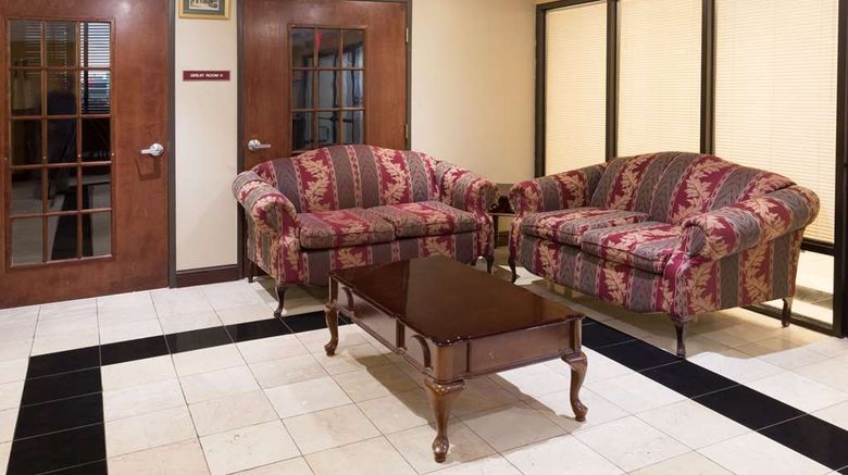 <b>Super 8 Indianola Lobby</b>. Images powered by <a href="https://iceportal.shijigroup.com/" title="IcePortal" target="_blank">IcePortal</a>.