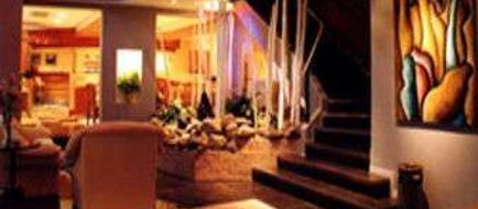 Howard Johnson Hotel San Pedro Lobby