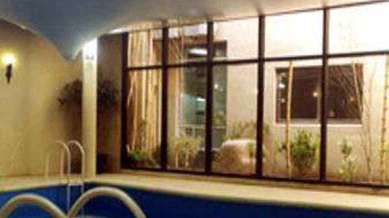 <b>Howard Johnson Hotel San Pedro Pool</b>. Images powered by <a href="https://iceportal.shijigroup.com/" title="IcePortal" target="_blank">IcePortal</a>.