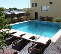 Howard Johnson Hotel San Pedro Pool