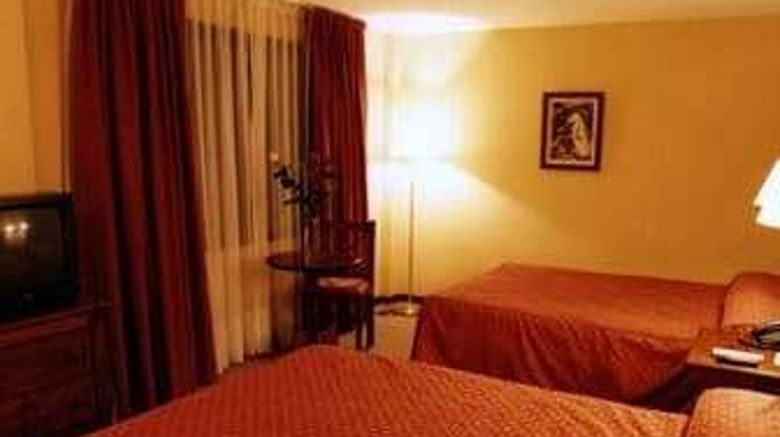 <b>Howard Johnson Hotel San Pedro Room</b>. Images powered by <a href="https://iceportal.shijigroup.com/" title="IcePortal" target="_blank">IcePortal</a>.
