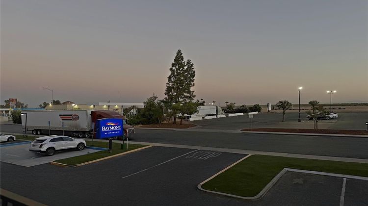 Baymont by Wyndham Coalinga Exterior