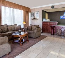 Days Inn Hillsboro TX Lobby