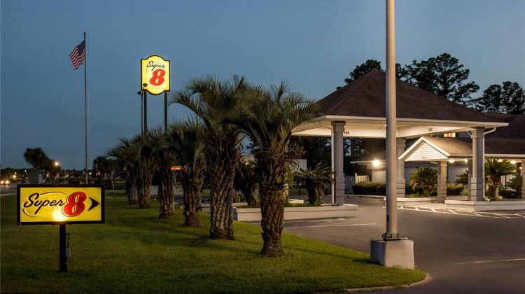 Super 8 Hardeeville Exterior
