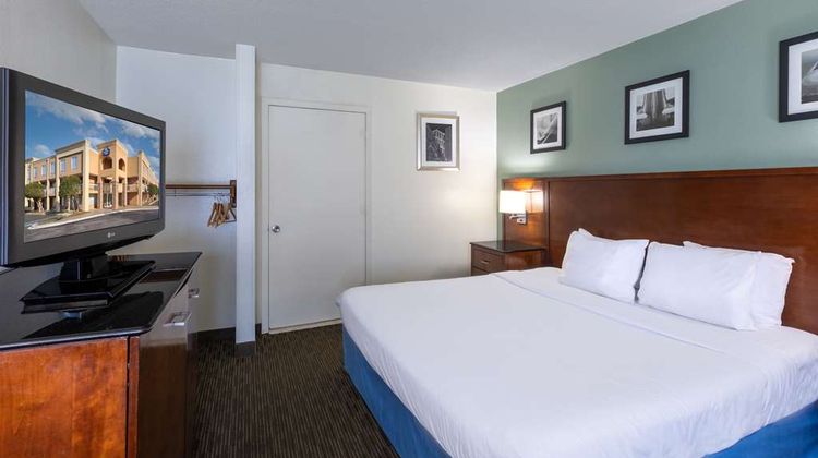 Days Inn Greenville Room