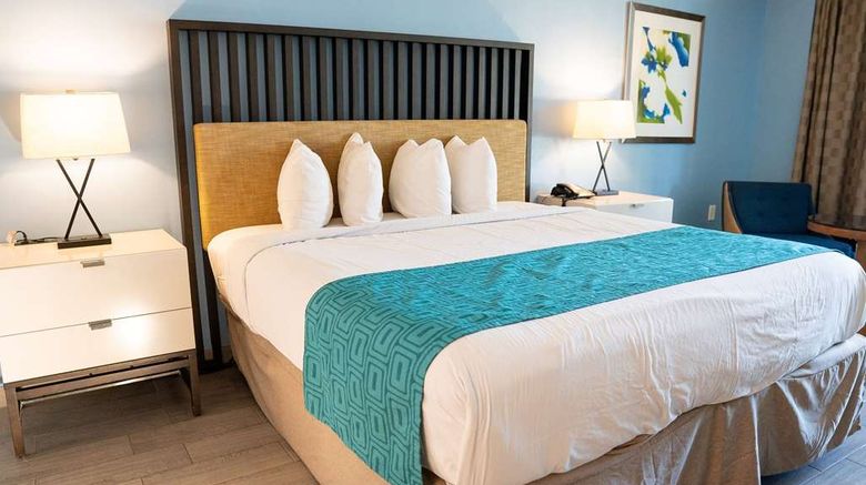 <b>Howard Johnson Inn and Suites Clearwater Room</b>. Images powered by <a href="https://iceportal.shijigroup.com/" title="IcePortal" target="_blank">IcePortal</a>.