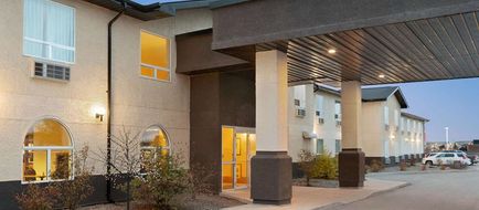 Days Inn and Suites Thompson Exterior