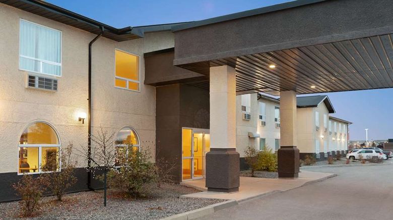 <b>Days Inn and Suites Thompson Exterior</b>. Images powered by <a href="https://iceportal.shijigroup.com/" title="IcePortal" target="_blank">IcePortal</a>.