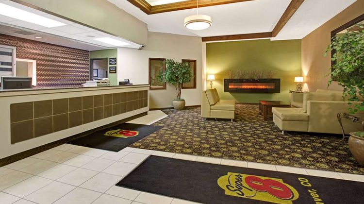 Super 8 Wheat Ridge/Denver West Lobby