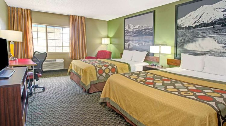 Super 8 Wheat Ridge/Denver West Room